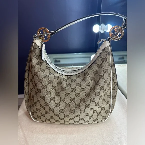 Gucci handbag - Picture 2 of 9